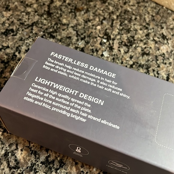 Fsney Hot Air Brush Styler NIB - Picture 4 of 7